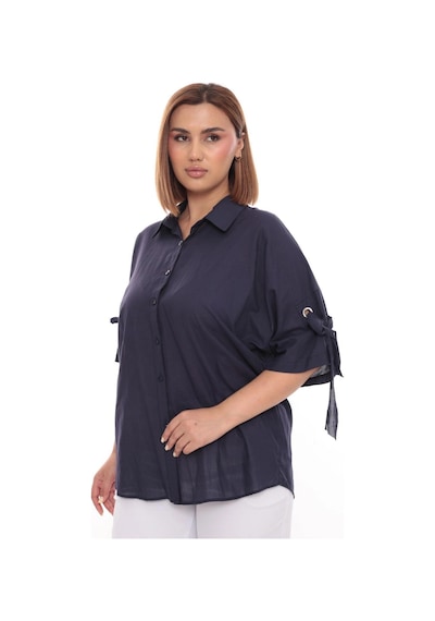 Lady Majestic Cotton Büyük Beden Kadın Pamuklu Gömlek Rahat Kesim, Düğmeli, Volan Kol Detaylı Lacivert Lady Majestic Cotton Büyük Beden Kadın Pamuklu Gömlek Rahat Kesim, Düğmeli, Volan Kol Detaylı Lacivert