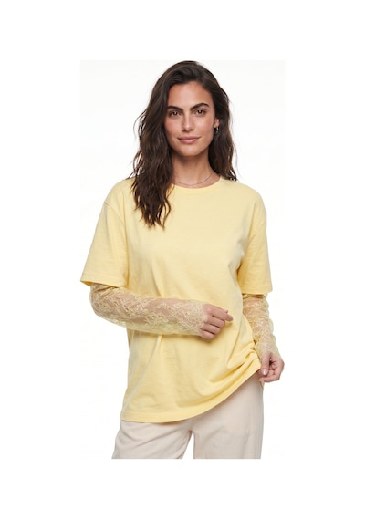 Onloox Kadın Sarı Sarı Pamuklu Bisiklet Yaka Oversize Transparan Dantel Uzun Kol Detaylı T-shirt Onloox Kadın Sarı Sarı Pamuklu Bisiklet Yaka Oversize Transparan Dantel Uzun Kol Detaylı T-shirt