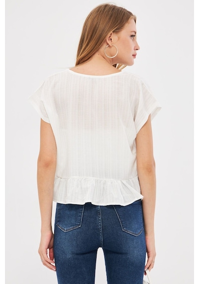 Armonika Kadın Beyaz Yarasa Kol Yakası Bağlamalı Eteği Fırfırlı Oversize Crop Bluz Arm-24y001088 Armonika Kadın Beyaz Yarasa Kol Yakası Bağlamalı Eteği Fırfırlı Oversize Crop Bluz Arm-24y001088