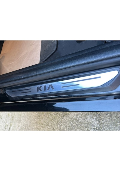 Kia Araçlarına Uyumlu Kapı Eşik Yazısı Krom