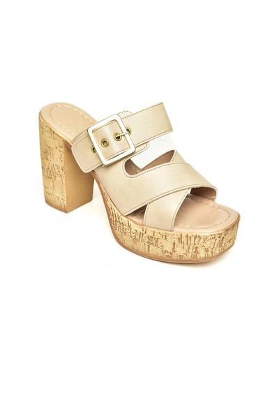 Fox Shoes U996251709 Bej Kalın Topuklu Kadın Ayakkabı Bej