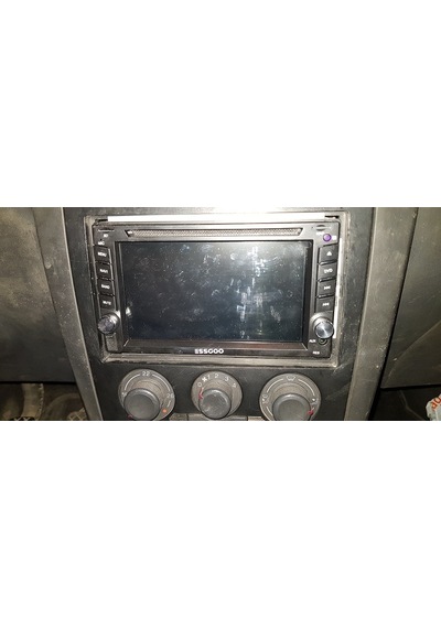 Seat İbiza 2004 Teyp Çerçevesi