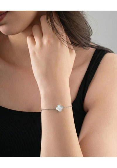 925 Ayar Beyaz Sedef Taşlı Rodyum Tekli Yonca Gümüş Bileklik Rzb10049 Gümüş