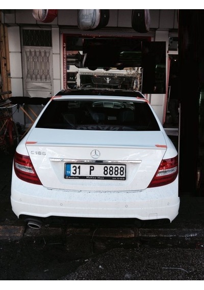 Mercedes C W204 Spoiler Bagaj Kalın Fiber 2007-2013
