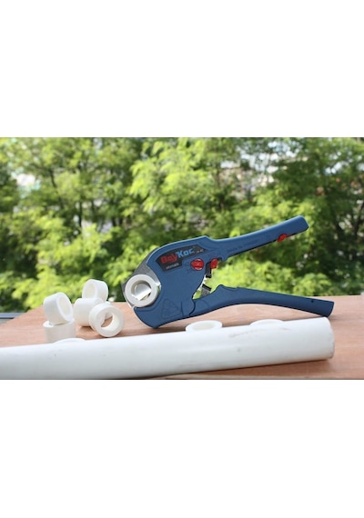 Beykoç Tam Otomatik Plastik Boru Kesme Makası 42Mm Mco-42