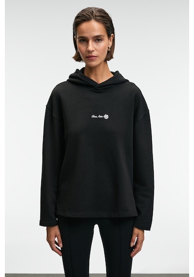 Grimelange Camellıa Kadın Önü Nakışlı Etek Ucu Yırtmaçlı Kapüşonlu Comfort Fit Siyah Sweatshirt Siyah