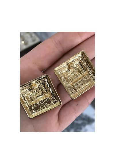 Gold Detaylı Kare Model Küpe Altın
