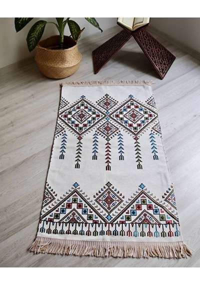 Erkekler İçin Seccade Takke Tesbih Hediyelik Seti Kilim Desenli Kadife Astarlı Seccade, 33 Lü Erkek Tesbihi, Takke Ve Özel Kutu Beyaz Erkekler İçin Seccade Takke Tesbih Hediyelik Seti Kilim Desenli Kadife Astarlı Seccade, 33 Lü Erkek Tesbihi, Takke Ve Özel Kutu Beyaz