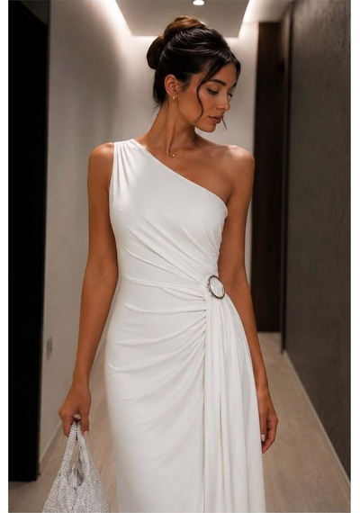 DefyModa Kadın Modern Stil Tek Omuz Kemerli Maxi Abiye Elbise Beyaz
