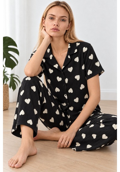 Kadın Kalpli Kısa Kollu Siyah Pijama Takımı 4825