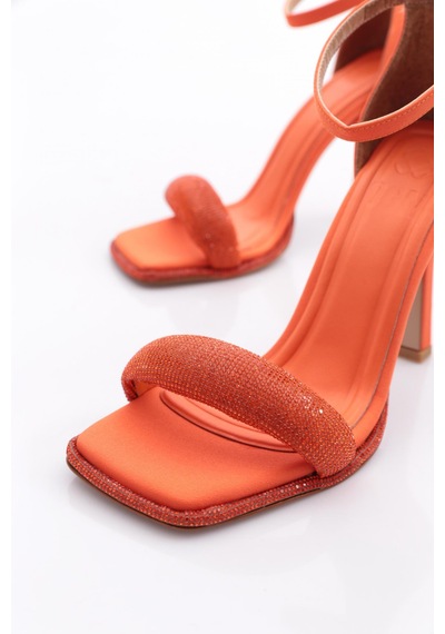 Dgn 2028 Kadin Kalin Silver Taş Bantli Bilekten Kemer Bağlamali Arkasi Kapali Topuklu Sandalet Orange Saten Dgn 2028 Kadin Kalin Silver Taş Bantli Bilekten Kemer Bağlamali Arkasi Kapali Topuklu Sandalet Orange Saten