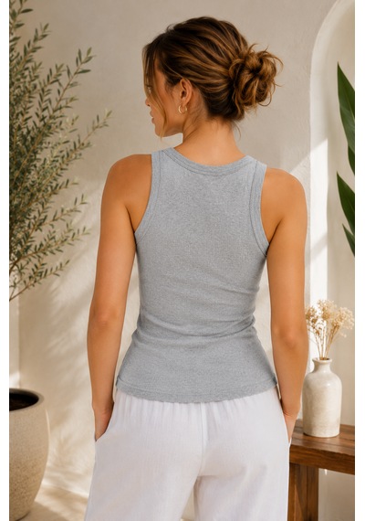 Feyece Gri Zargo Model Fitted/vücuda Oturan Geniş Biyeli Halter Yaka Fitilli Esnek Örme Crop Bluz Feyece Gri Zargo Model Fitted/vücuda Oturan Geniş Biyeli Halter Yaka Fitilli Esnek Örme Crop Bluz