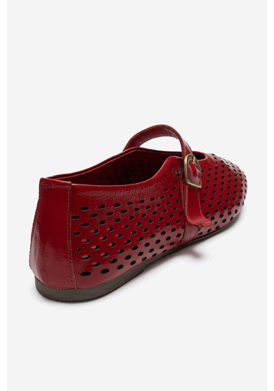 Luvi Shoes Arian Kırmızı Rugan Hakiki Deri Delikli Kadın Babet Ayakkabı Luvi Shoes Arian Kırmızı Rugan Hakiki Deri Delikli Kadın Babet Ayakkabı