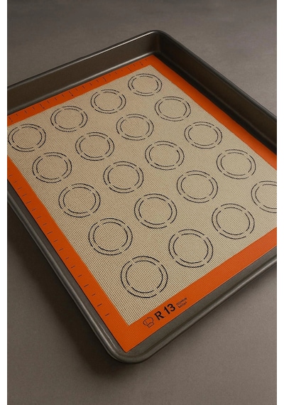 Silikon Fırın Matı 30x40 Cm Yapışmaz Hamur Pasta Pişirme Altlığı Çok Renkli