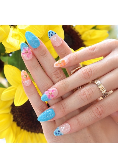 Renkli Nail Art Kısa Badem 15'li Tekrar Kullanılabilir El Yapımı Protez Takma Tırnak Kkbd-3504 M