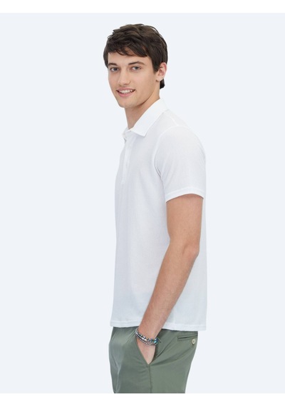 Kip Beyaz Desenli Polo Yaka T-shirt