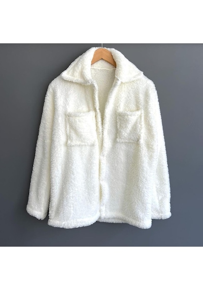 Kadın Slimfit Peluş, Polar, Düğmeli, Teddy Gömlek Yaka, Cepli, Sıcak Tutucu Yumuşak Kışlık Ceket Beyaz