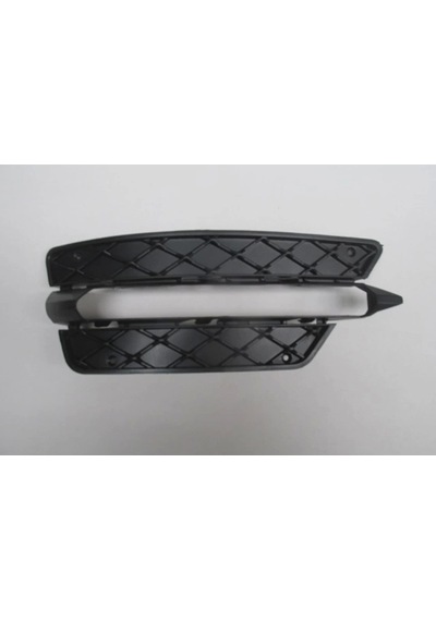 Mercedes C Class 2011-2013 Sis Lamba Kapağı Sağ Nikelaj Çıtasız Oem No:2048851453