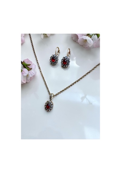 Kristal Taşlı Oval Kolye Ve Küpe Seti Kırmızı