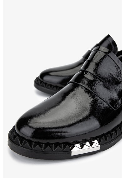 Valmenti Kadın Hakiki Deri Siyah Rugan Loafer Ayakkabı 33 7800-1 Bn Ayk Sk24-25 Sıyah Krsk Rgn SIYAH RUGAN Valmenti Kadın Hakiki Deri Siyah Rugan Loafer Ayakkabı 33 7800-1 Bn Ayk Sk24-25 Sıyah Krsk Rgn SIYAH RUGAN