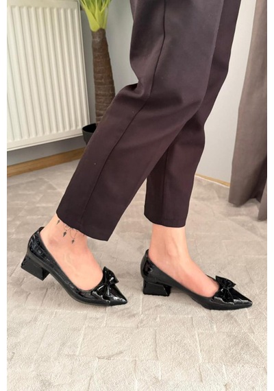 Asmi Shoes Kadın Marci Siyah Kroko Fiyonklu 3,5 Cm Blok Topuklu Stiletto&ayakkabı Siyah Kroko Siyah Asmi Shoes Kadın Marci Siyah Kroko Fiyonklu 3,5 Cm Blok Topuklu Stiletto&ayakkabı Siyah Kroko Siyah