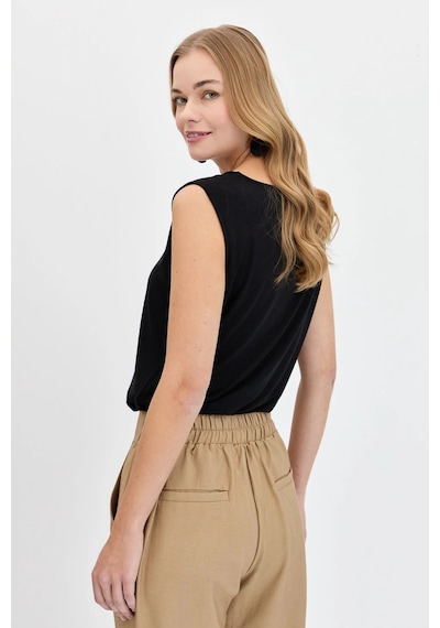 Desen Triko Kadın Sıfır Yaka Flamlı Kumaş Basic Askılı T-shirt 24086 Siyah Siyah Desen Triko Kadın Sıfır Yaka Flamlı Kumaş Basic Askılı T-shirt 24086 Siyah Siyah