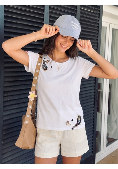 Onloox Kadın Beyaz Beyaz Pamuklu Bisiklet Yaka Kısa Kollu Sanatsal El İşi Nakış Detaylı Premium Tasarım T-shirt
