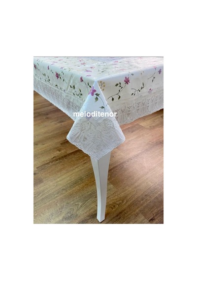 Meiwa Astarlı Sedefli Lüks Küçük Mor Çiçekli Güpür Dantelli Pvc Dikdörtgen Muşamba Masa Örtüsü Pembe