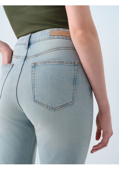 LOFT Comfort Straight Comfort Fit Kadın Pantolon Lf2038797 Q1.v1 Denim