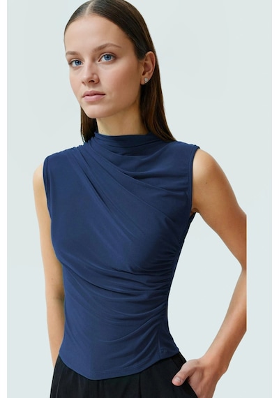 Ersefa Kolsuz Crop Bluz Dik Yaka Örme Kumaş Vücuda Oturan Seçkin Malzeme Indigo