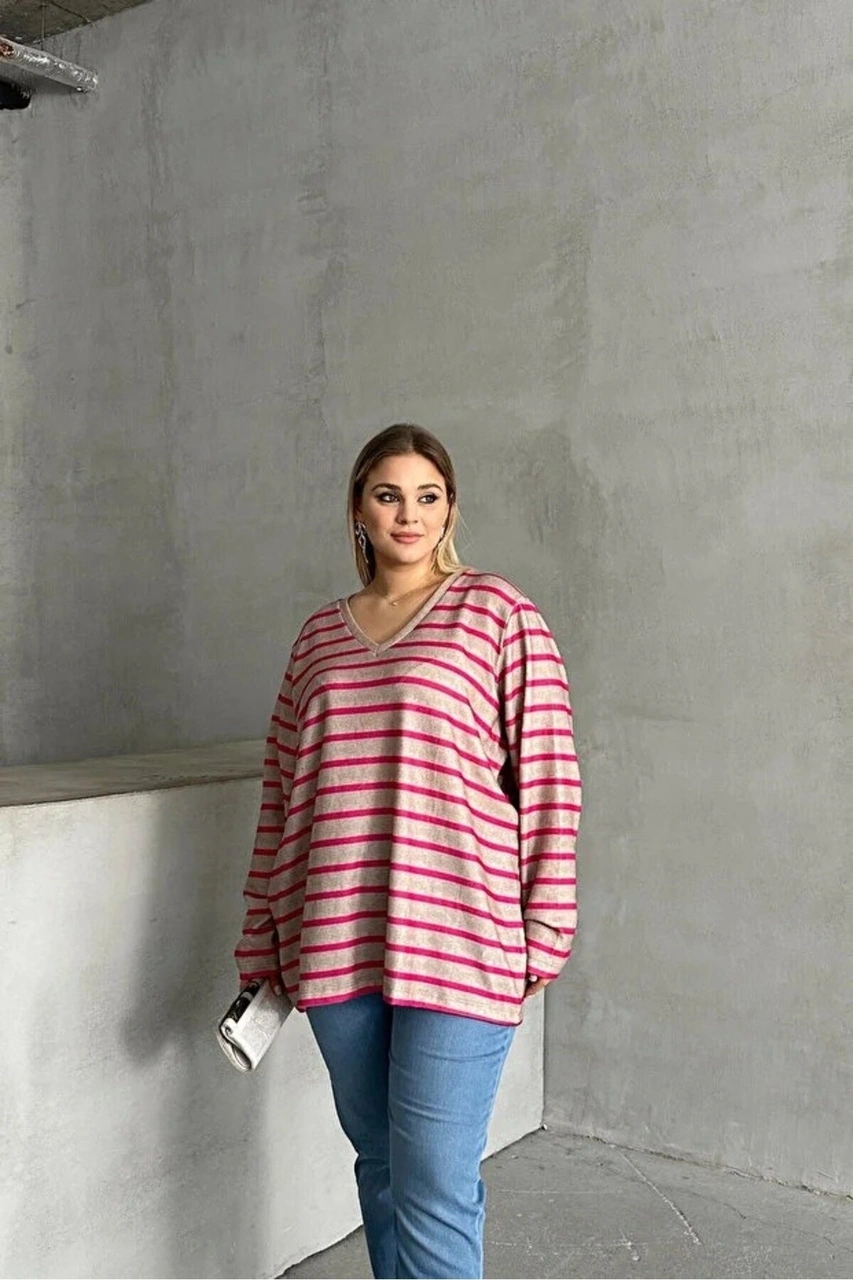 Mamayaga Kadın V Yaka Büyük Beden Oversize Kalıp Geniş Tunik Boy Yırtmaçlı Çizgili Uzun Kol Curve Yumoş Bluz Pembe