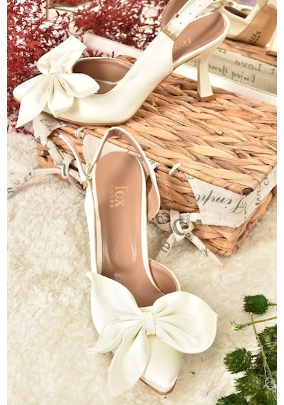Fox Shoes Bej Saten Kumaş Kadın Topuklu Ayakkabı K922164804