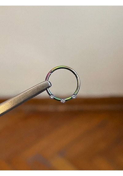 316 L Cerrahi Çelik Atom Taşlı Kıkırdak Piercingi Rook Orbital Helix Septum Piercing Koyu Yeşil