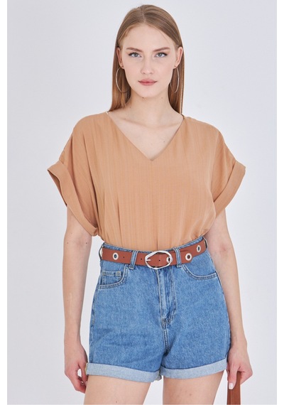 Armonika Kadın Vizon V Yaka Yanları Yırtmaçlı Arkası Uzun Duble Kol Detaylı Oversize Bluz Arm-24y001074