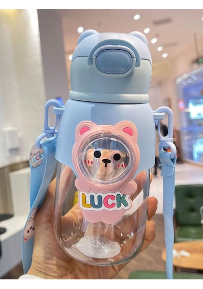 Sevimli Figürlü Çocuk Suluğu 660 Ml Pipetli Boyun Askılı Su Matarası