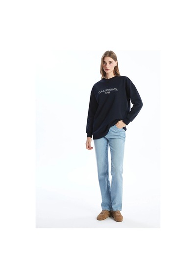 LC Waikiki Lcw Modest Lacivert Bisiklet Yaka Baskılı Oversize Kadın Sweatshili Oversize Kadin Sweatshirt Tunik LC Waikiki Lcw Modest Lacivert Bisiklet Yaka Baskılı Oversize Kadın Sweatshili Oversize Kadin Sweatshirt Tunik