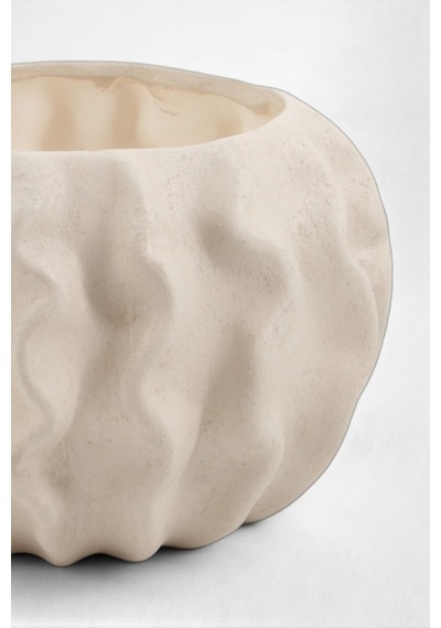 Tactus Oval Dalgalı Bej Seramik Dekoratif Vazo 21x14 Cm Bej