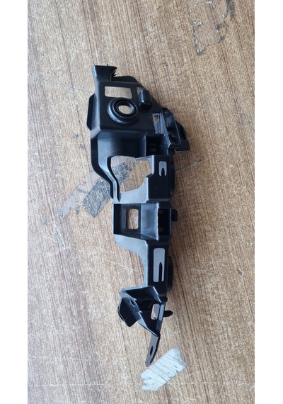 Golf 7 12-17 Ön Sağ Tampon Braketi 5g0807050a
