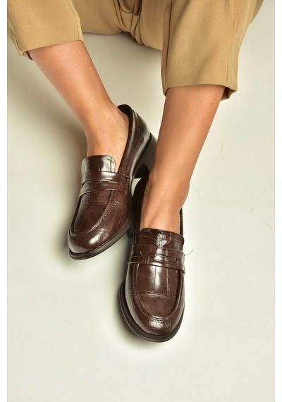 Fox Shoes Z820066211 Kahverengi Kroko Baskılı Kalın Topuklu Loafer Ayakkabı