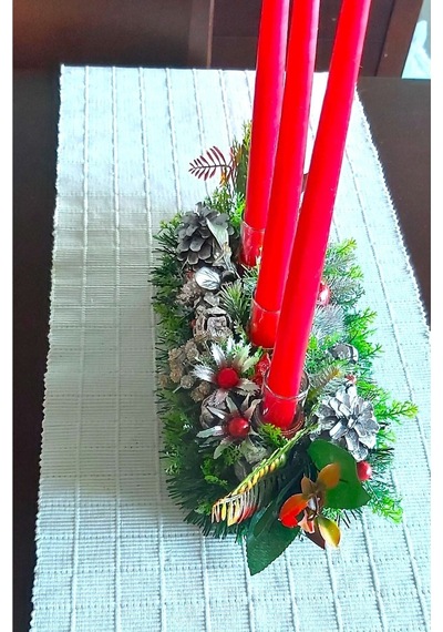Yılbaşı Masa Çiçeği Mumluklu Centerpiece