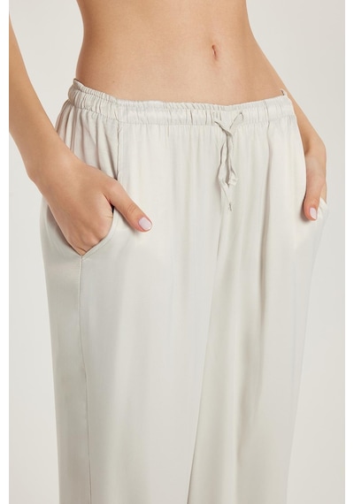 Tudors Kadın Regular Fit Beli Lastikli Bağlamalı Saten Palazzo Geniş Paça Gri Pantolon-33425 Gri Tudors Kadın Regular Fit Beli Lastikli Bağlamalı Saten Palazzo Geniş Paça Gri Pantolon-33425 Gri