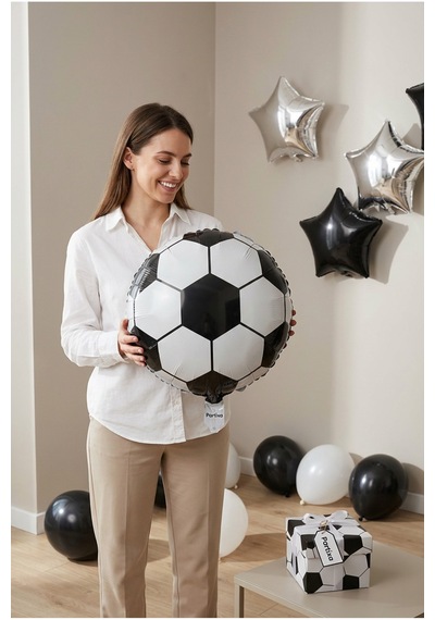 Futbol Topu Folyo Balon Siyah Beyaz 25 Cm Futbol Temalı Çocuk Doğum Günü Parti Süsü Çok Renli