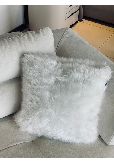 Yumuşak Peluş Kırlent Dekoratif, Konforlu & Modern Ev Aksesuarı Kolay Temizlenir Beyaz
