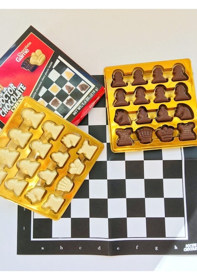 Valonia Doctor Chocolate Chess Satranç Çikolata 210 G