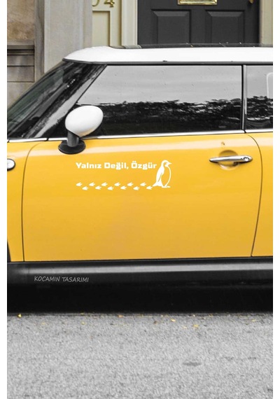 Nihilist Penguen Sticker Yalnız Değil Özgür Penguen Araba Stickerı Beyaz Oto Kaput Yazı Sticker 40 Cm Beyaz