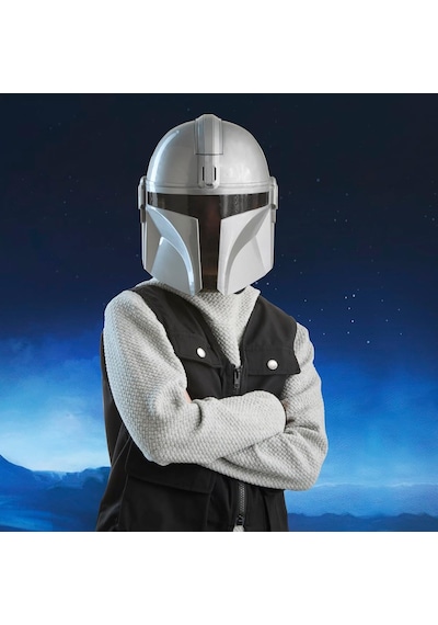 Star Wars The Mandalorian Elektronik Maske / Replikler Ve Ses Efektleri İçerir / Çocuklar İçin Kostüm Aksesuarı /