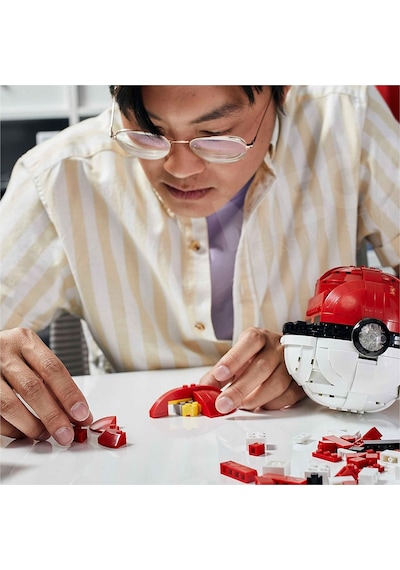 MEGA Pokémon™ Jumbo Poké Ball HBF53 MEGA Pokémon™ Jumbo Poké Ball HBF53