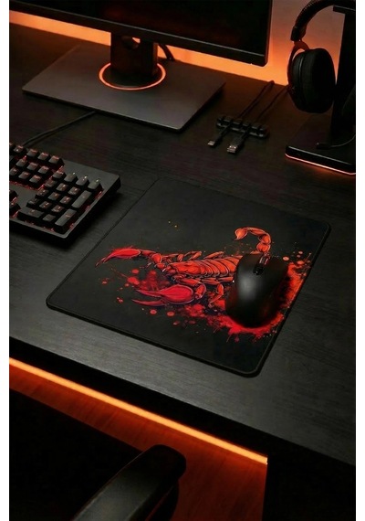 Sonictouch Kırmızı Neon Akrep Pürüzsüz Yüzey Kaymaz Taban Dikişsiz Gamer Oyuncu Mouse Pad 19x23cm Mousepad