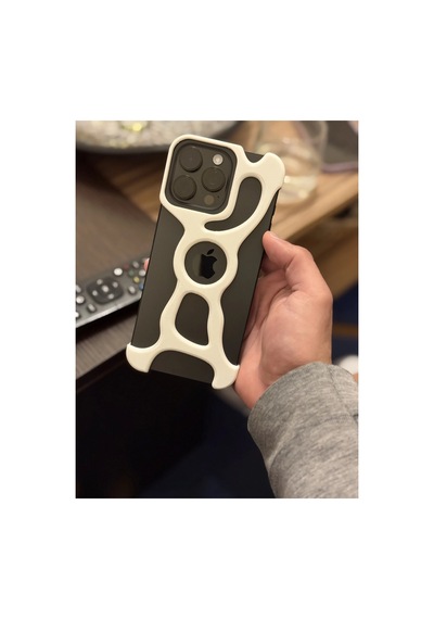 Apple iPhone Uyumlu 16 Pro Max Şeffaf İskelet Tasarım Kılıfı - Dayanıklı Ve Şık Koruma
