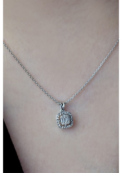 Modern Tasarım 0.08 Ct Baget Kare Tektaş Kolye